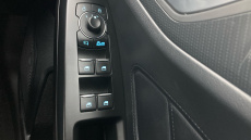 Ford Focus 1.0 EcoBoost Hybrid mHEV 125 ST-Line X Edition 5dr Petrol Hatchback